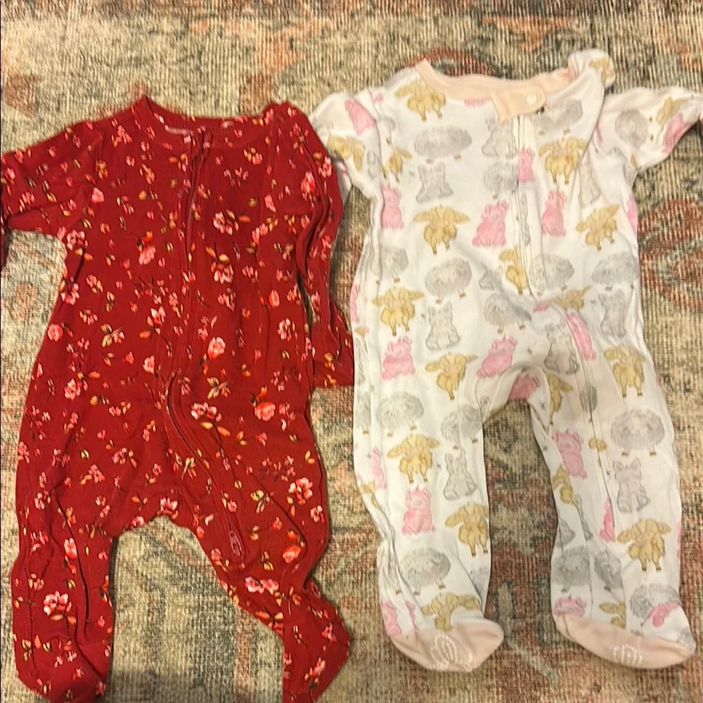 0-3 months sleepers and swaddles bundle - Picture 2 of 10